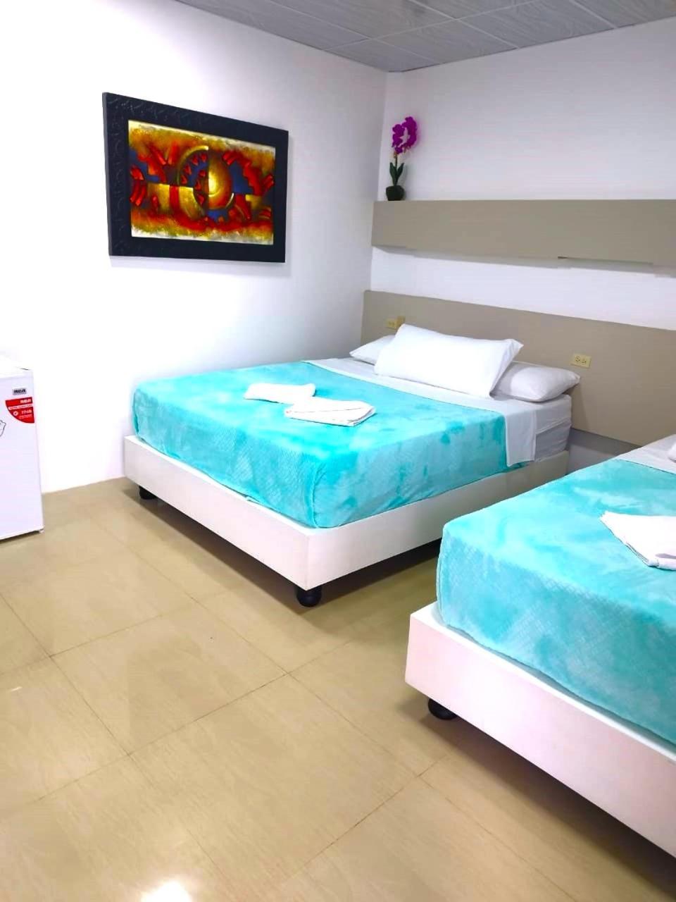 Algarrobos Hotel 3*