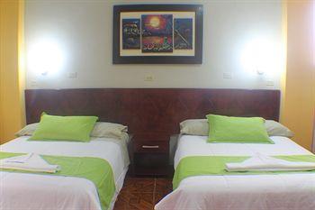 Hotel Algarrobos Puerto Baquerizo Moreno