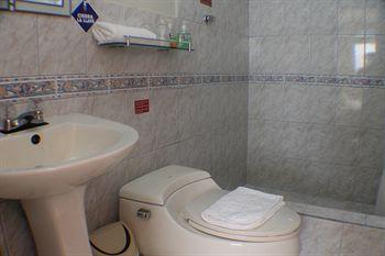 Hotel Algarrobos