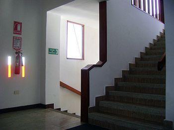 Algarrobos Hotel 3*